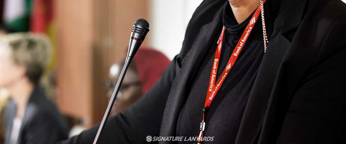 signature-lanyard-convention-lanyards1